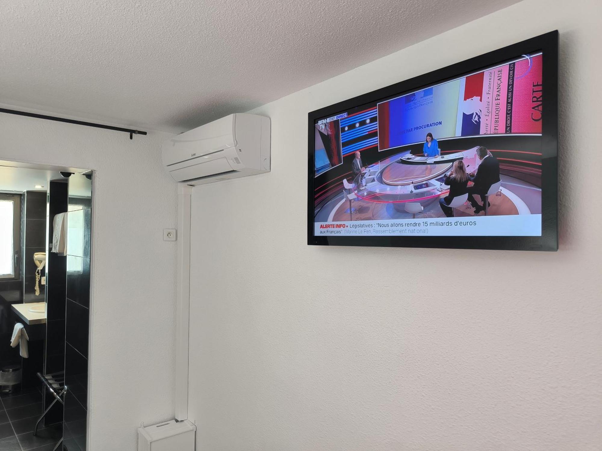 Brit Hotel Porte D'Espagne 페르피냥 외부 사진