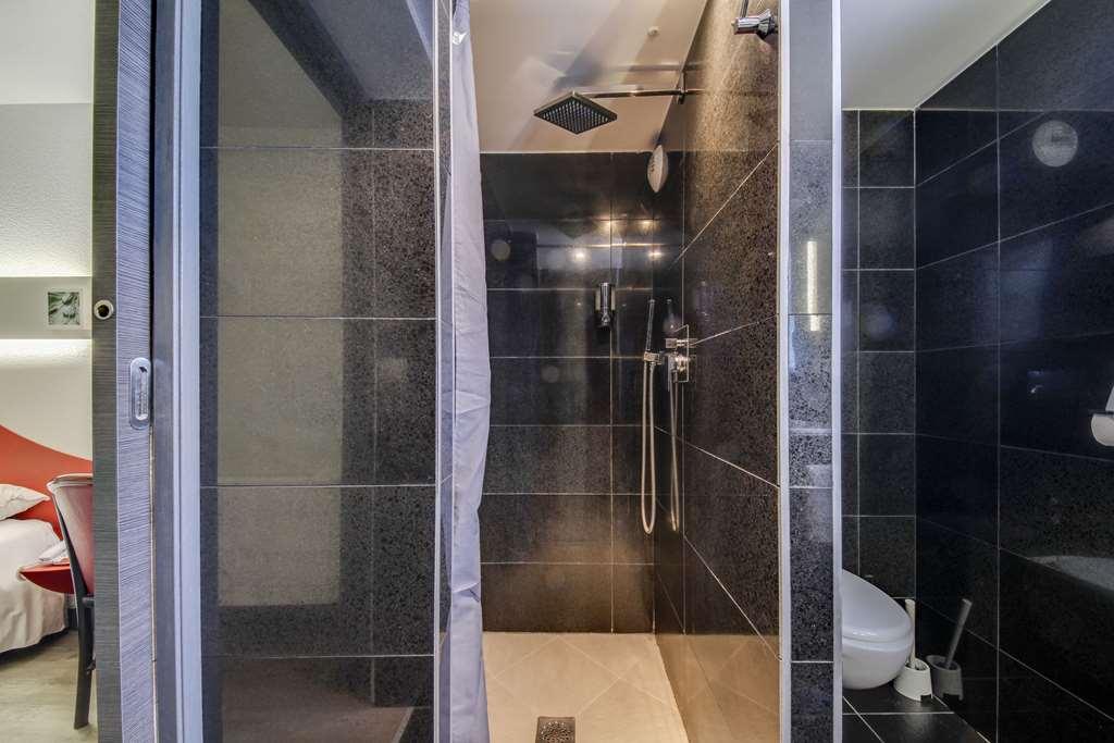 Brit Hotel Porte D'Espagne 페르피냥 객실 사진