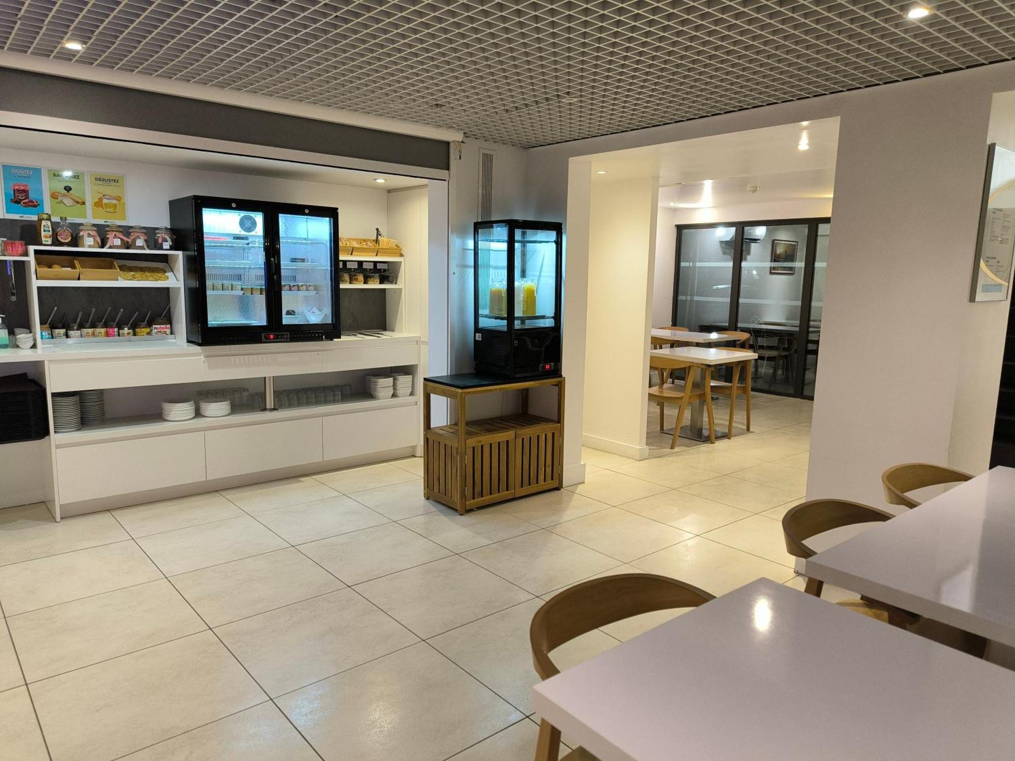 Brit Hotel Porte D'Espagne 페르피냥 외부 사진