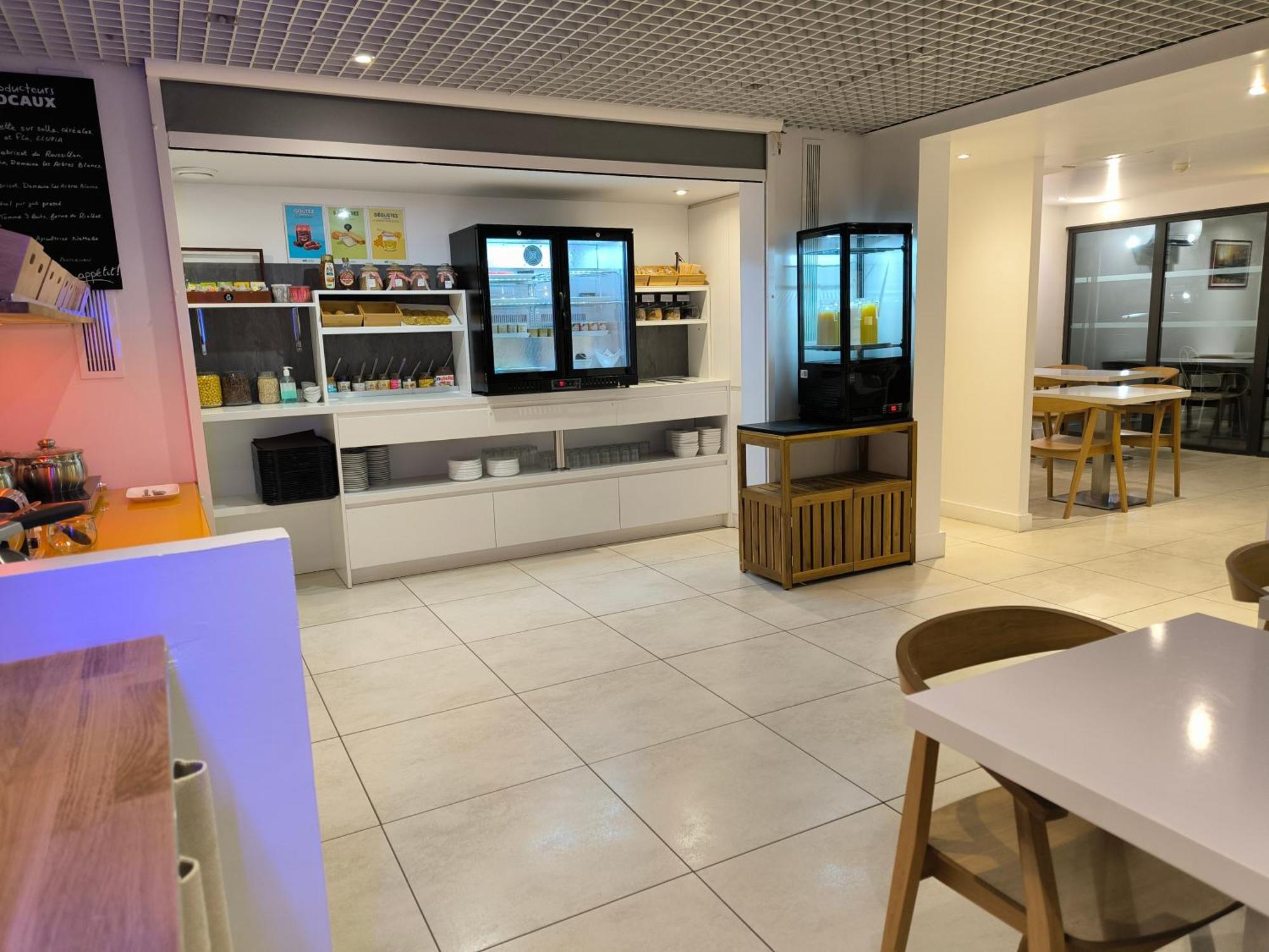 Brit Hotel Porte D'Espagne 페르피냥 외부 사진