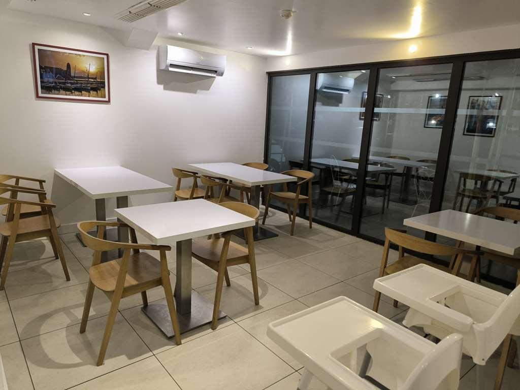 Brit Hotel Porte D'Espagne 페르피냥 시설 사진